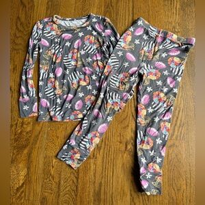 Posh Peanut Touchdown Long Sleeve Pajamas size 5-6